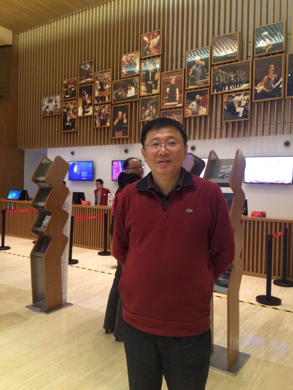 陈敏.jpg