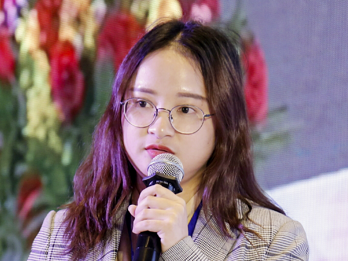 王慧1.jpg