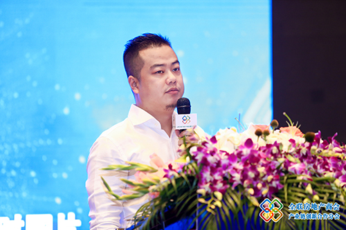 李智.jpg